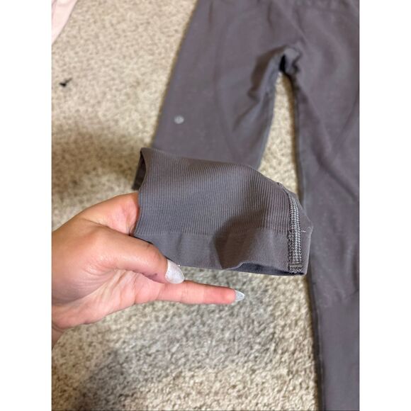 Lululemon Gray Seamless Leggings - Picture 2 of 4